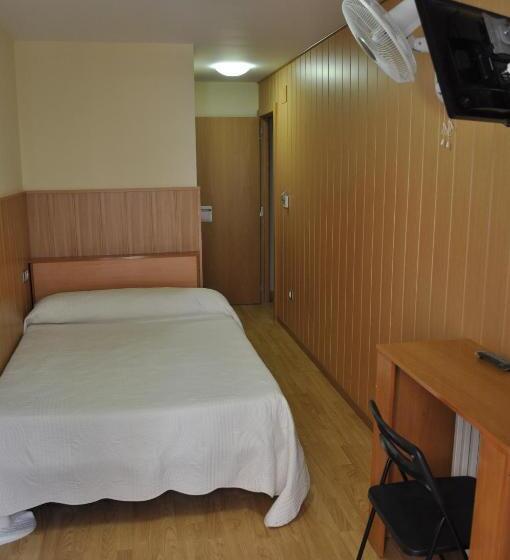스탠다드 룸, Hostal Alcazaba