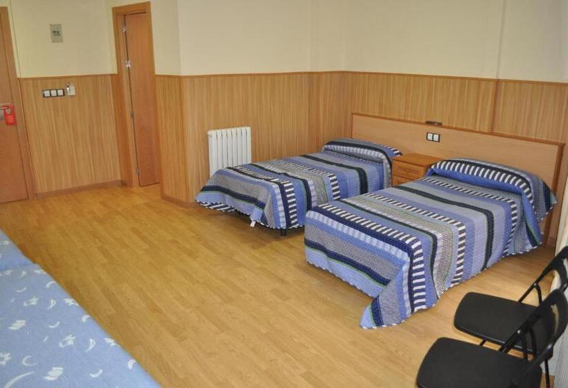 四人标准间, Hostal Alcazaba