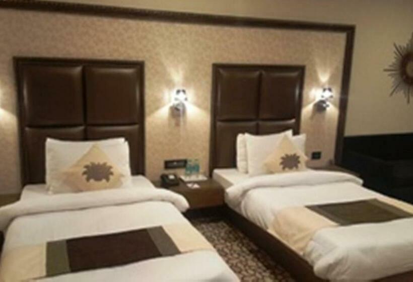 غرفة ديلوكس, Anjushree Ujjain