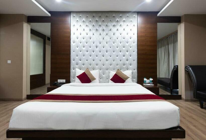 غرفة ديلوكس, Anjushree Ujjain