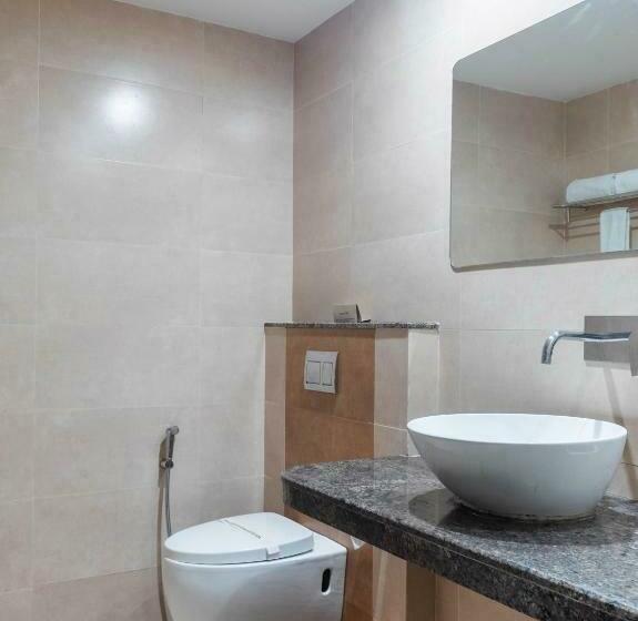 غرفة ديلوكس, Anjushree Ujjain