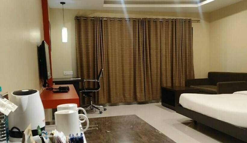 غرفة ديلوكس, Anjushree Ujjain