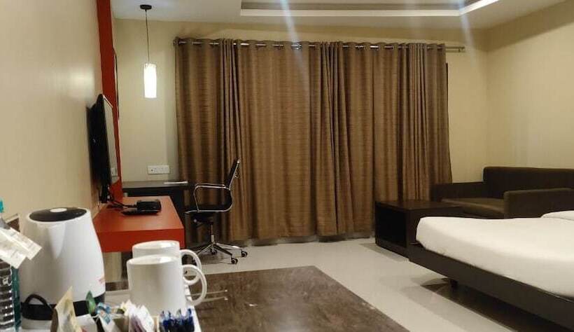 غرفة ديلوكس, Anjushree Ujjain