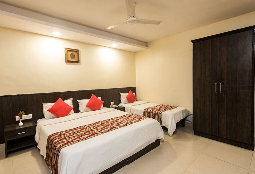 اتاق خانوادگی, City Point