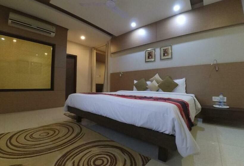 سوییت, Dibrugarh Club House