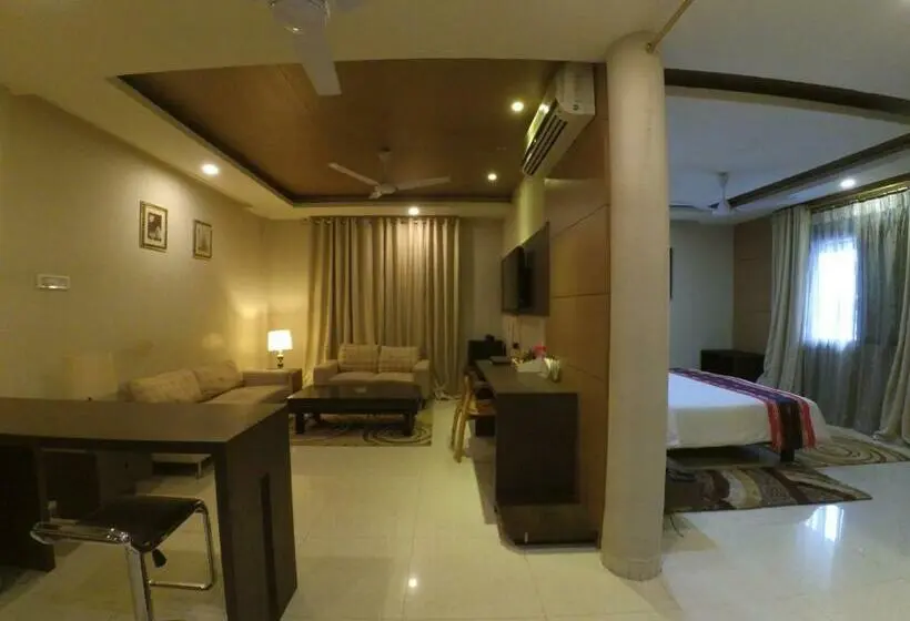 سوییت, Dibrugarh Club House
