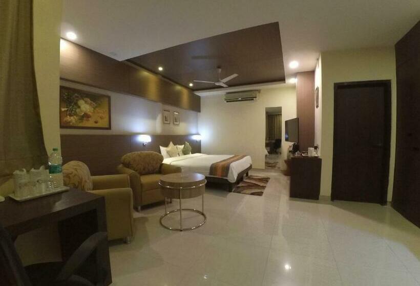 Номер Стандарт, Dibrugarh Club House