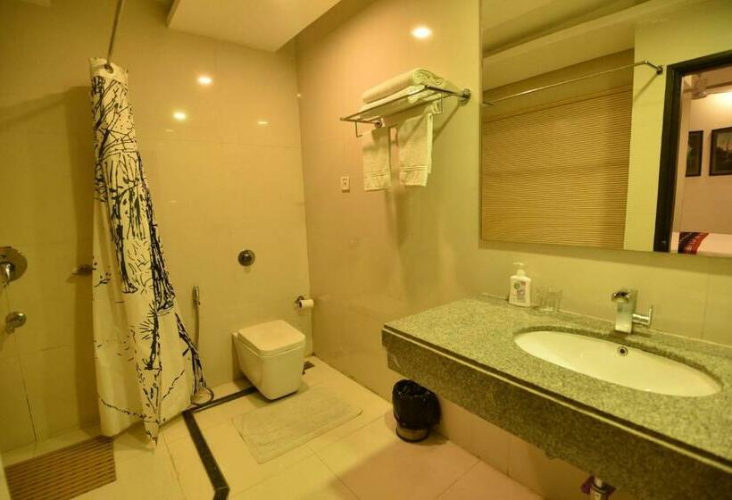 اتاق استاندارد, Dibrugarh Club House