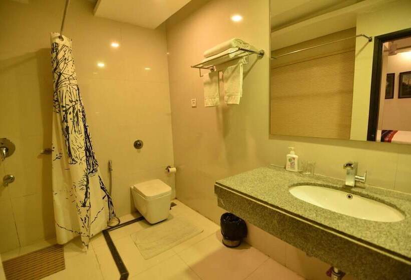 行政房间, Dibrugarh Club House