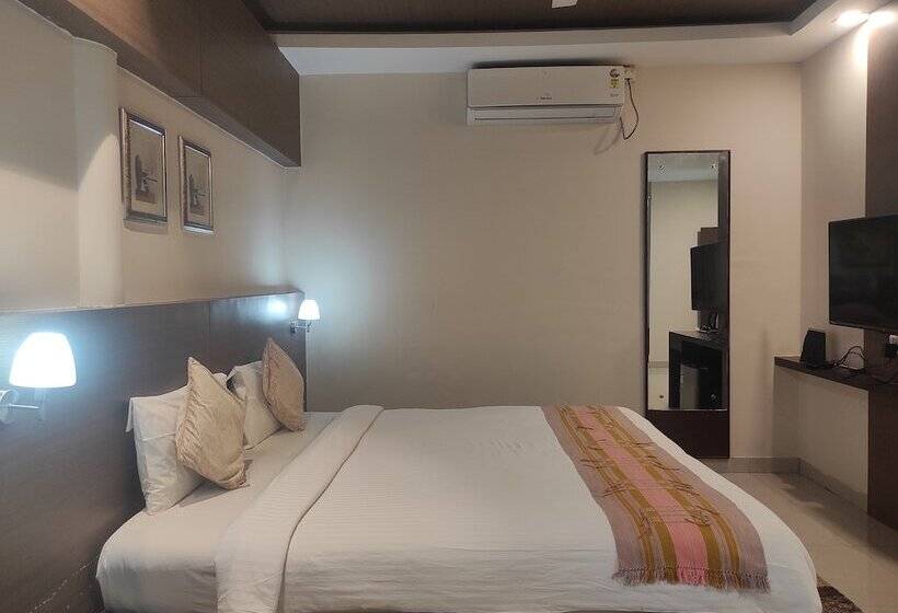 سوییت, Dibrugarh Club House