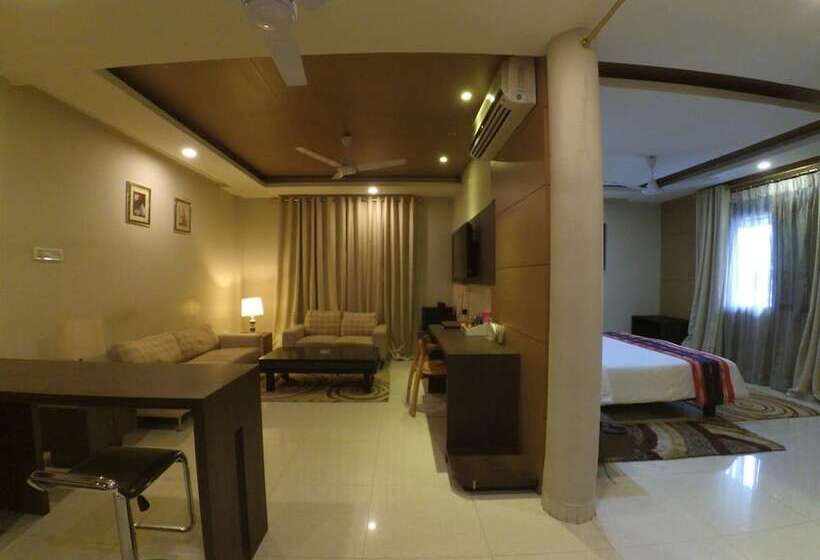 套房, Dibrugarh Club House