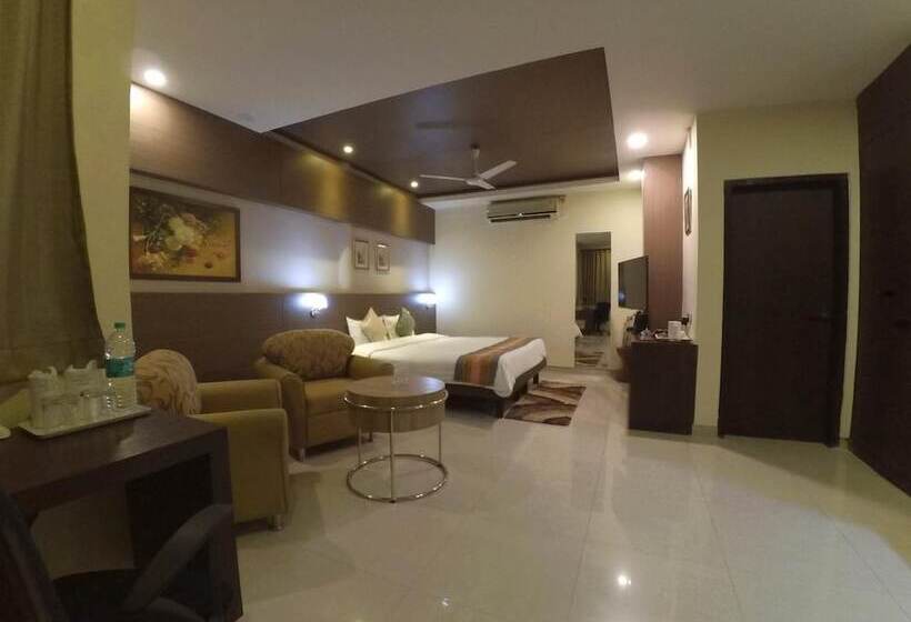 سوییت, Dibrugarh Club House