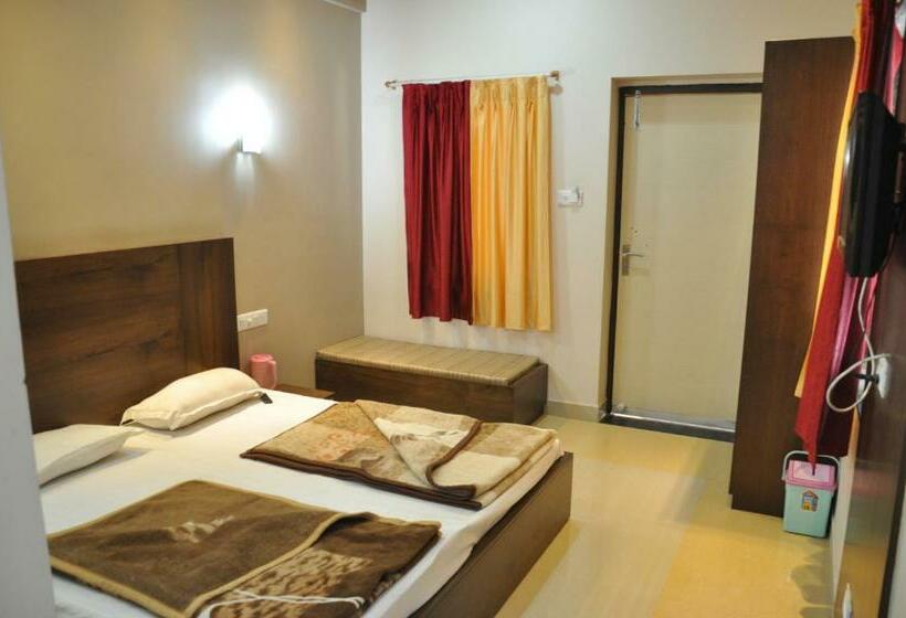 Номер Deluxe, Oasis