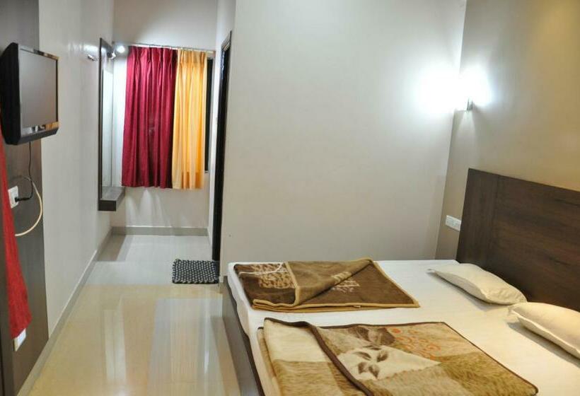 Номер Deluxe, Oasis