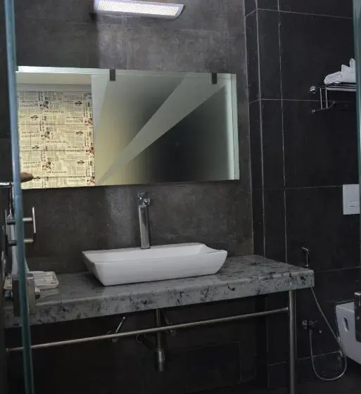 Suite, K Tree   A Boutique