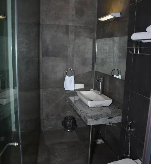 Suite, K Tree   A Boutique