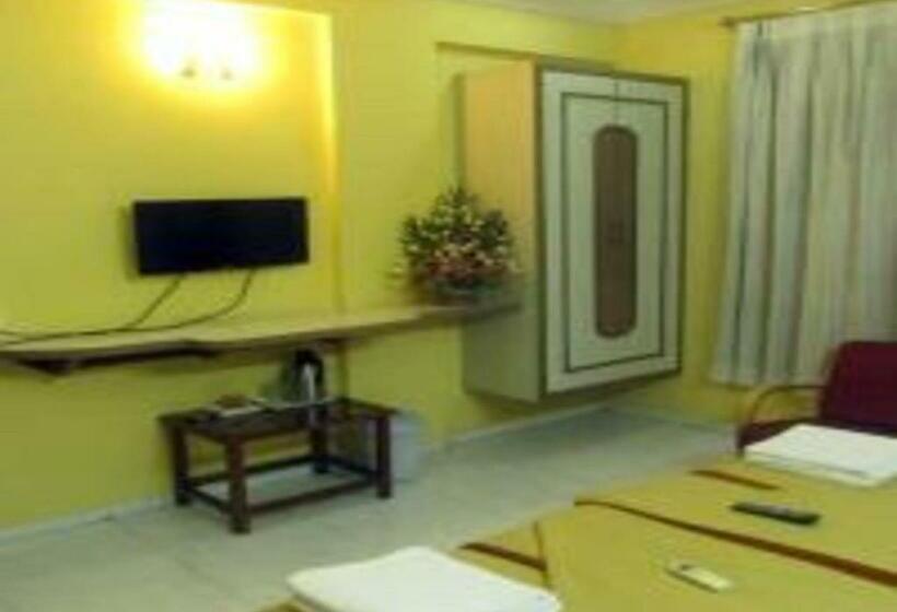 Camera Deluxe, Krishna