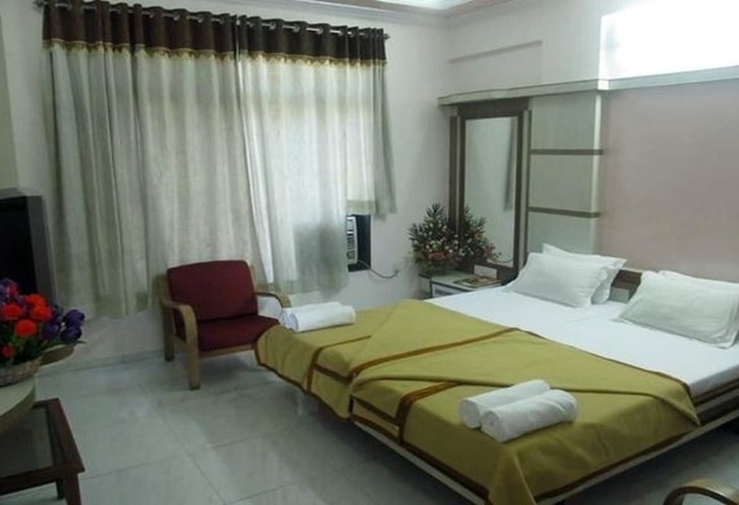 Camera Deluxe, Krishna