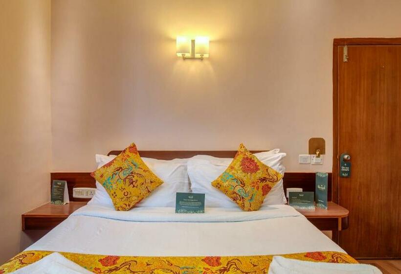 Quarto Deluxe, Muscatel Spring Burn   100 Mts From Mall Road