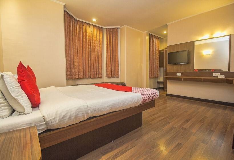 Quarto Deluxe, Muscatel Spring Burn   100 Mts From Mall Road