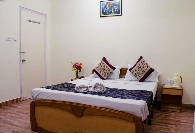 デラックスルーム, Renam