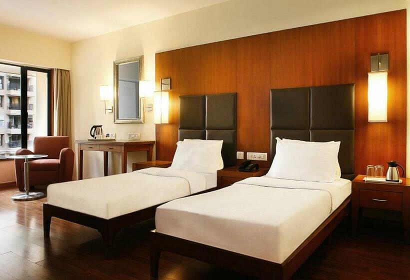 اتاق لوکس, The Classique Club