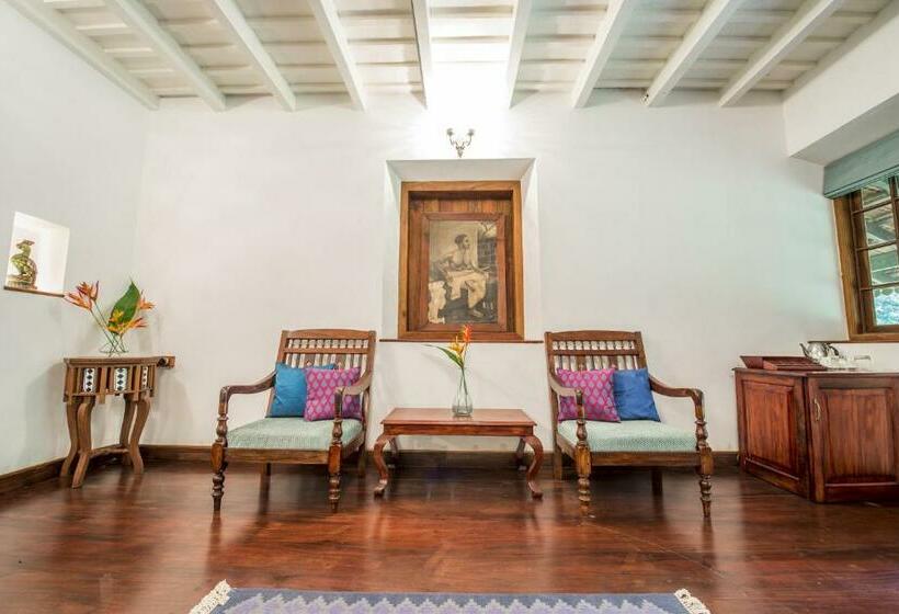 スイート, Pepper Trail