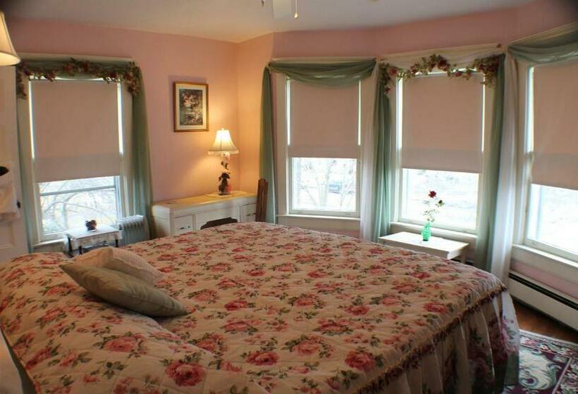 חדר סטנדרט, The White Birch Inn