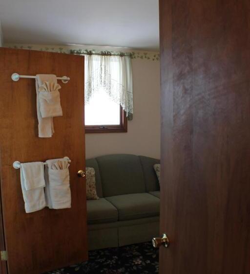 סוויטה דלוקס, The White Birch Inn