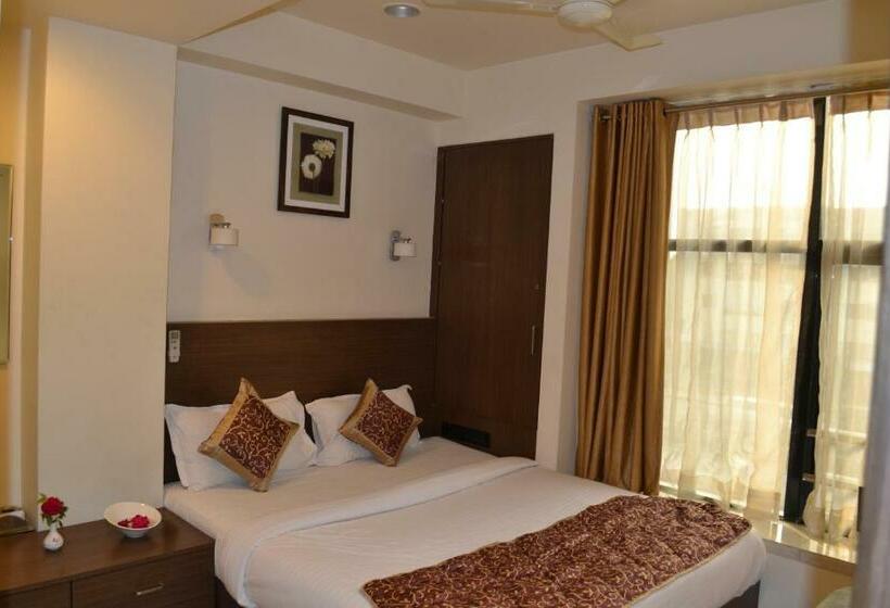 Quarto Deluxe Individual, Adi