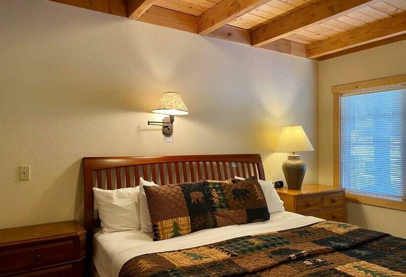 오두막, River's Edge Resort