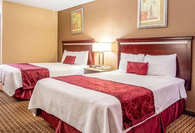 غرفه قياسيه سريرين مزدوجين, Rodeway Inn