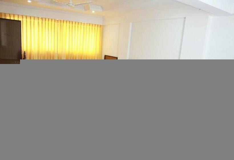 غرفة قياسية, Saiesh International