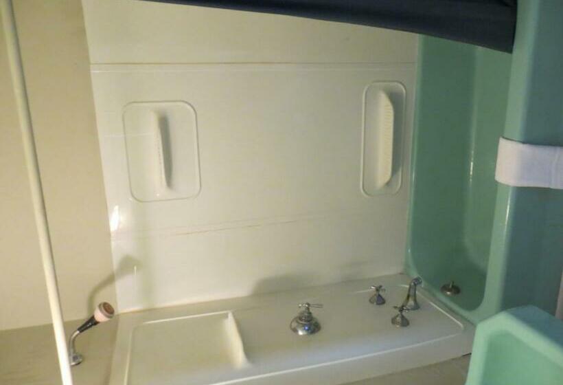 غرفة قياسية, Lincoln Lodge Motel