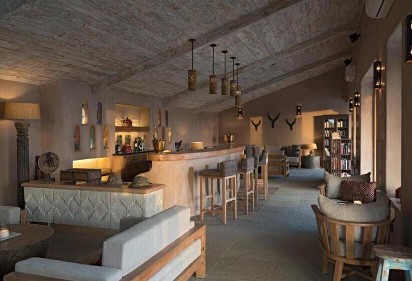 Люкс Повышенной Комфортности, Manvar Resort & Tented Camp