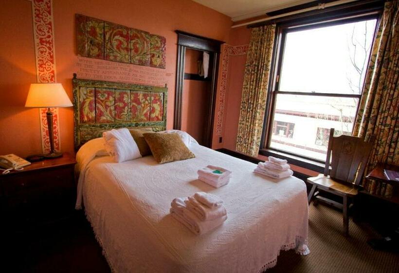 스탠다드 룸 퀸사이즈 침대, Mcmenamins Hotel Oregon