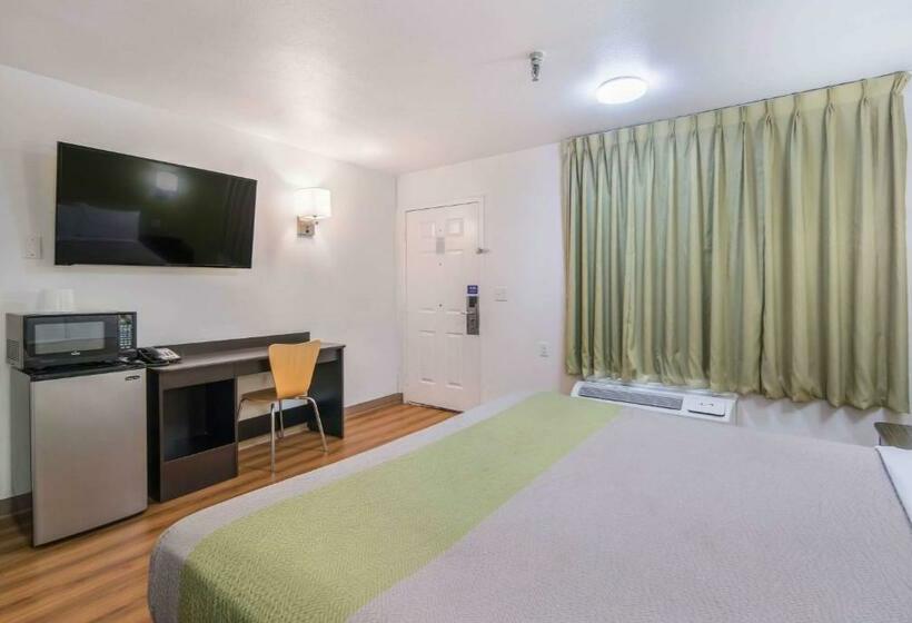 غرفة ديلوكس سرير كينج, Motel 6 Abilene, Tx