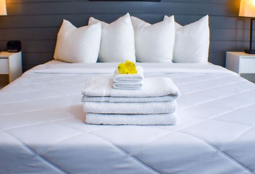 غرفه قياسيه سريرين مزدوجين, Devon Shores