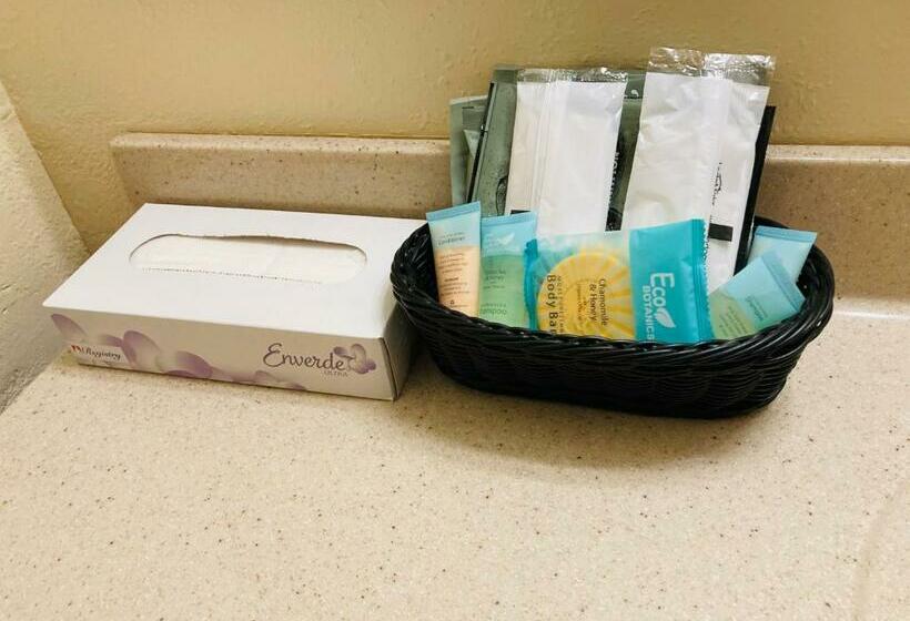 غرفة قياسية, Honeysuckle Inn