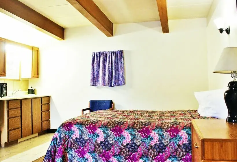Perhehuone, I 84 Motor Inn