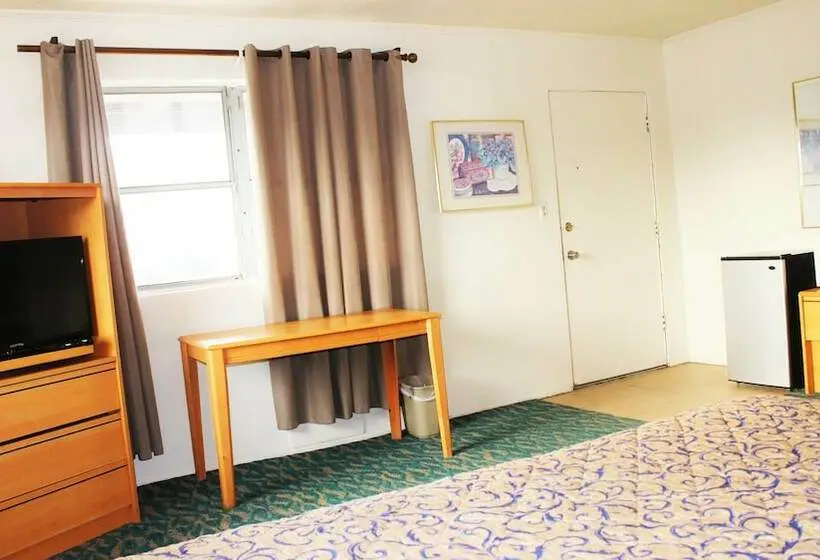 Perhehuone, I 84 Motor Inn