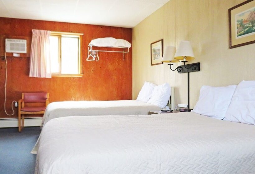 חדר סטנדרט שתי מיטות זוגיות, Indianhead Ironwood Motel