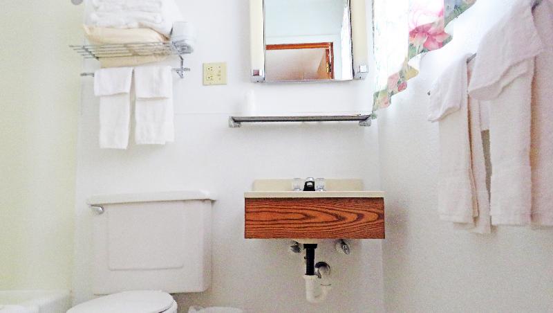 סוויטה, Indianhead Ironwood Motel