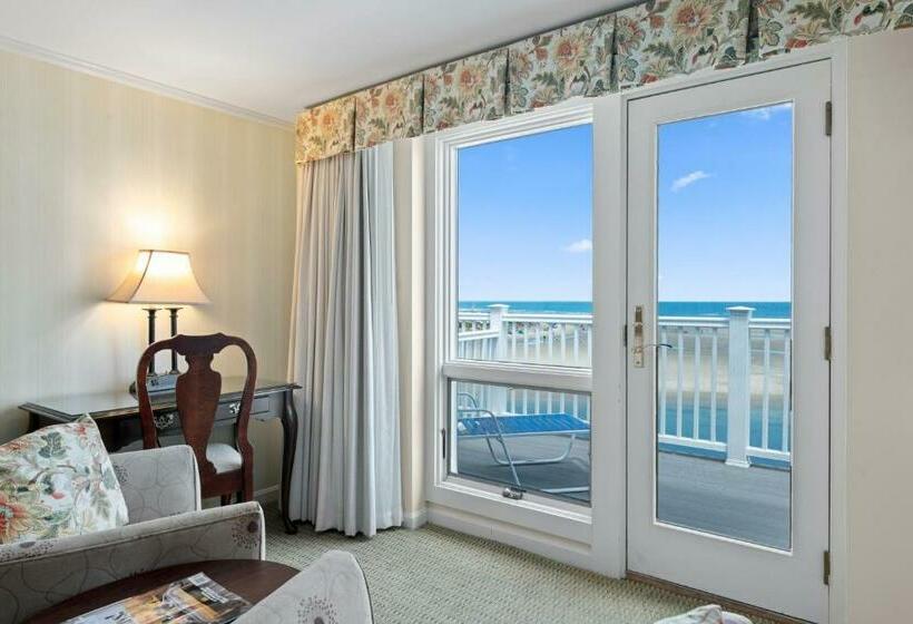 Номер Deluxe Вид на Море с Балконом, The Sparhawk Oceanfront Resort