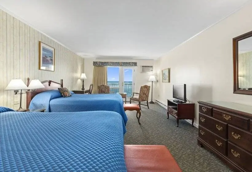 Standard Neljän Hengen Huone, The Sparhawk Oceanfront Resort