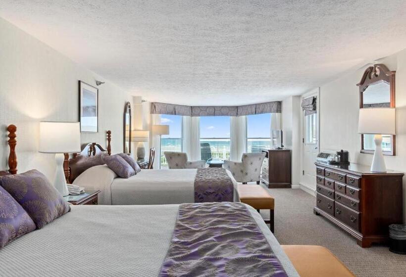 디럭스 룸, The Sparhawk Oceanfront Resort