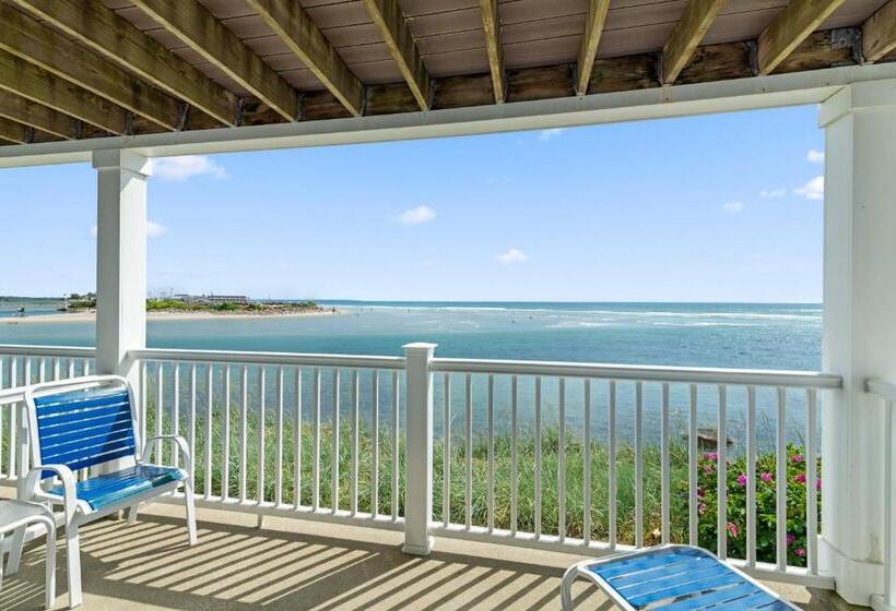 4인용 스탠다드 룸, The Sparhawk Oceanfront Resort