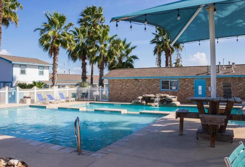 خانه 2 خوابه, Tropic Island Resort