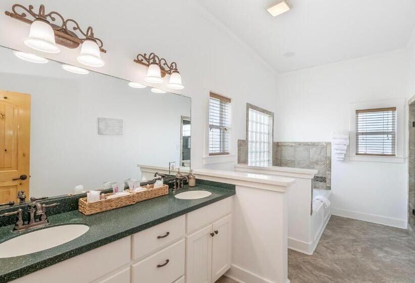 آپارتمان 2 خوابه, Tropic Island Resort