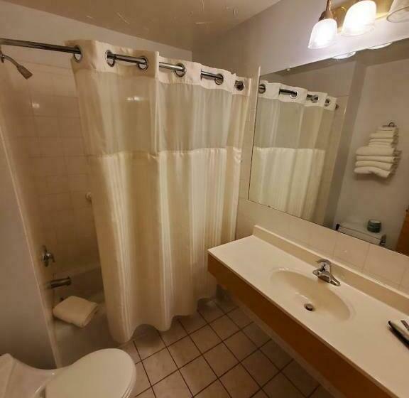 غرفة قياسية, Three Forks Lewis & Clark Motel